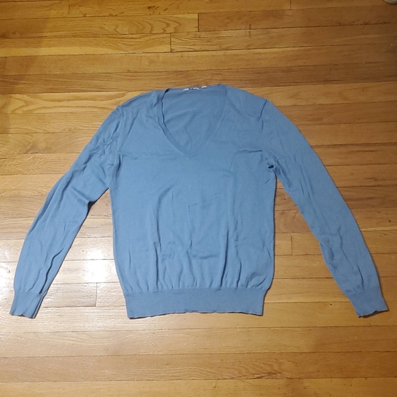 Uniqlo Sweater Size Large - Picture 1 of 2